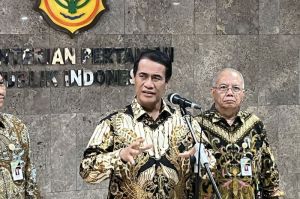 Mentan Andi Amran Sulaiman di Kantor Kementerian Pertanian, Jakarta Selatan, Rabu (14/5/2025).(KOMPAS.com/NIRMALA MAULANA)