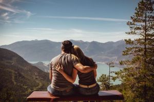 Menjadi support system bagi pasangan dengan gangguan kesehatan mental.(Pexels/ANDRE FURTADO)