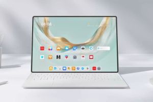 Huawei MatePad Pro 12.2 2025 hadir dengan layar PaperMatte. Teknologi ini diklaim mampu mengurangi pantulan cahaya dan silau, sehingga membuatnya ideal digunakan di ruangan terang maupun luar ruangan.