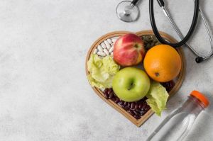 Diet DASH dikenal efektif membantu menurunkan tekanan darah tinggi secara alami melalui pola makan sehat dan seimbang.(Freepik)