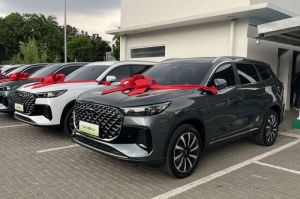 Chery mulai serahkan Chery Tiggo 8 CSH ke konsumen(KOMPAS.com/GILANG SATRIA)