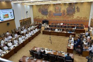 Suasana rapat kerja antara Menkop dengan Komisi VI DPR RI di Kompleks Parlemen, Senayan, Jakarta Pusat, Senin (26/5/2025). (KOMPAS.com/FIKA NURUL ULYA)