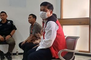 Terdakwa Muhrijan alias Agus yang dihadirkan sebagai saksi dengan terdakwa Darmawati di Pengadilan Negeri Jakarta Selatan, Selasa (27/5/2025).(KOMPAS.com/BAHARUDIN AL FARISI)