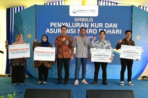 Askrindo Beri Asuransi Mikro Bahari ke Nelayan(Dok. Askrindo)
