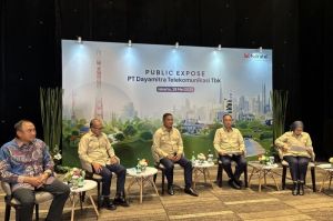 Dewan Direksi Mitratel Saat Paparan di Public Expose (Suparjo Ramalan )