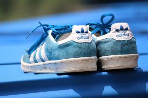 Ilustrasi sepatu Adidas.(PIXABAY)