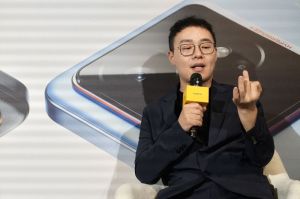VP & CMO Realme, Chase Xu di peluncuran Realme GT 7 di Paris, Perancis, Selasa (27/5/2025).(KOMPAS.com/Reska K. Nistanto.)