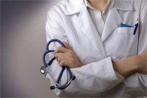 dokter di daerah terpencil Indonesia