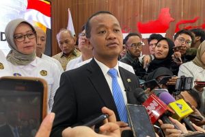 Soal Rencana Pensiun Dini PLTU, Bahlil: Negara Saat Ini Sedang Butuh Uang