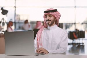 Ramai Digaungkan, Laptop Buatan Arab Saudi Bakal Jadi Kenyataan?