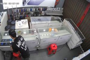 Gagal Kabur ke Bali Pembobol Toko HP Ditangkap di BUS