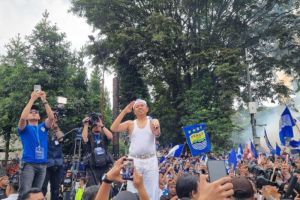 Persib Bandung Juara, Dedi Mulyadi Siapkan Bonus Rp 1 Miliar dari Uang Pribadi
