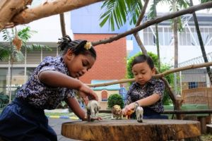 Global Shevilla School Gandong Didit Hediprasetyo: Bentuk Karakter dan Minddulness Anak di Tengah Derasnya Arus Digital