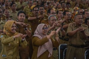 Kabar Gembira! Pensiunan PNS Terima Gaji ke-13 di 2025