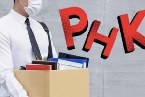 Menghadapi PHK: Strategi Pekerja Paruh Baya untuk Bangkit Kembali