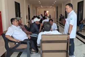 Puluhan Karyawan BUMD PT. Sumekar Mogok Kerja karena Tidak Menerima Gaji Hampir 2 Tahun