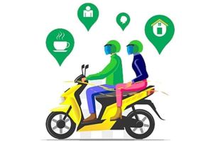 pekerja ojol dan kurir tanpa perlindungan sosial memadati jalanan kota