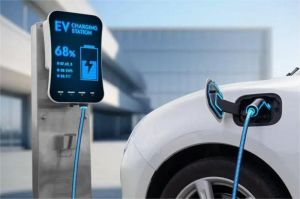 stasiun pengisian cepat baterai mobil listrik modern dengan layar digital dan kabel pengisian
