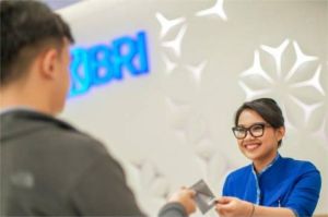 ilustrasi lowongan kerja Bank BRI untuk fresh graduate di berbagai posisi