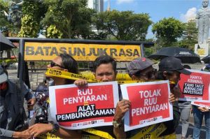 RUU Penyiaran dan kebebasan pers di Indonesia