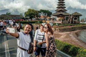 pariwisata Indonesia mulai pulih pasca-pandemi, meningkatkan ekonomi lokal