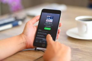Musik Indonesia Mendunia: 5,4 Miliar Kali Didengar, Ini Bukti Spotify Angkat Pamor Musisi Tanah Air
