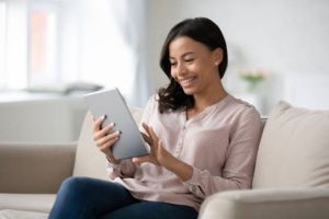Tablet Naik Daun Lagi! Pengiriman Global Tembus 36,8 Juta Unit, Apple dan Samsung Pimpin Pasar di Tengah Gejolak Tarif