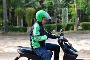 20Demo Driver Ojol 20 Mei Rugikan Hampir Rp 188 Miliar: Apa Dampaknya bagi Ekonomi Digital Indonesia?