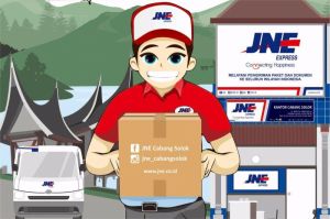 ilustrasi kurir JNE membawa paket di depan kantor cabang