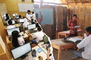 guru dan siswa di sekolah daerah terpencil kesulitan menerapkan kurikulum baru