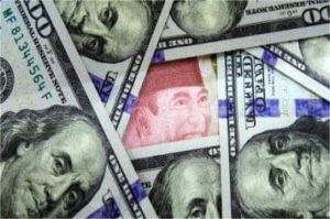pekerja asing dan lokal di area proyek investasi di Indonesia