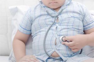 anak obesitas di perkotaan akibat pola makan dan kurang aktivitas fisik