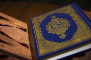 Keutamaan Membaca Surat Al-Kahfi