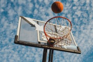 Teknik Dasar Bermain Basket