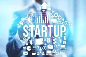 aktivitas startup teknologi di Indonesia dengan tim kerja dan teknologi digital