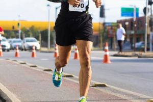 Bagaimana Cara Menentukan Heart Rate Ideal Saat Lari?