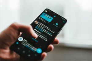 X (Twitter) Luncurkan Fitur AI ‘Context Check’, Cegah Hoaks dengan Penjelasan Otomatis di Balik Cuitan
