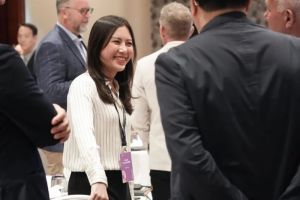 Angela Tanoesoedibjo Hadiri CEO Forum APOS 2025, Bahas Masa Depan Media dan Teknologi