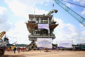 PHE ONWJ Lepas Anjungan Baru Ramah Lingkungan ke Pesisir Laut Jawa