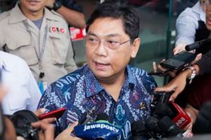 Pemerintah dan DPR Kompak: Mahasiswa dan Ibu Rumah Tangga Tak Berhak Gugat UU TNI