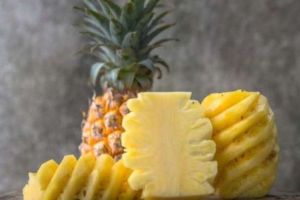 Segar dan Sehat! 6 Alasan Kamu Harus Makan Nanas