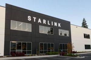 Panasnya Perang Satelit: Eropa, China, dan Amazon Serbu Starlink, Siapa yang Bertahan di Orbit?