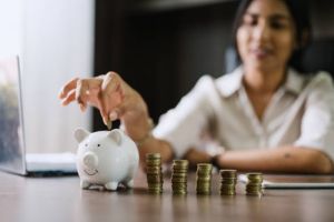 Masih Jauh dari Dana Pensiun Ideal? Ini Strategi Jitu agar Masa Tua Tetap Nyaman dan Bebas Stres