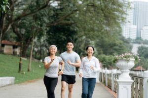 Berapa Lama Harus Jalan Kaki agar Lemak Perut Lenyap? Ini Rahasia Efektifnya!
