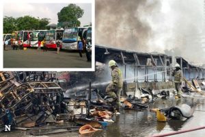 Kebakaran Besar Menghancurkan Terminal Rawa Buaya di Cengkareng