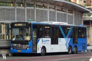Pembongkaran Halte BNN Temporer oleh Transjakarta