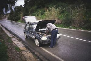 5 Kebiasaan Kecil yang Bisa Bikin Mobil Cepat Rusak