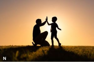 Singkatnya Peran Ayah dalam Mengasuh: Membangun Kepercayaan Diri dan Keberanian Anak