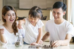 Peran Ibu dalam Mengajarkan Anak Tentang Manajemen Keuangan