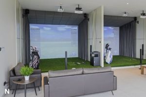 Simulator Golf Berbasis Teknologi Jadi Fasilitas Premium di Properti Modern